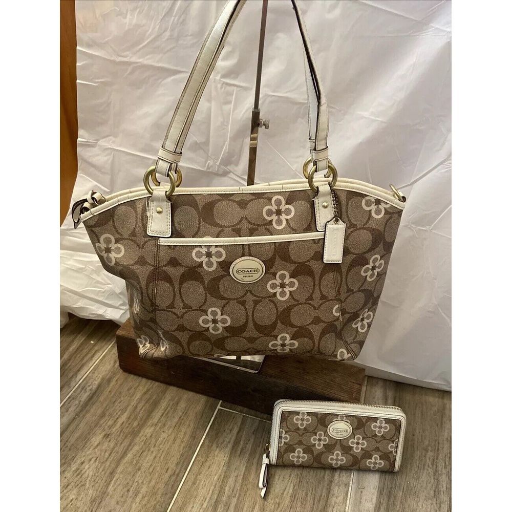 Coach Outlet Payton Bag & Wallet- Beautiful Set